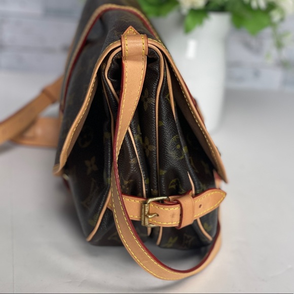 ❌❌SOLD❌❌LOUIS VUITTON Saumur 30 Should… - Picture 5 of 17